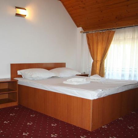 Motel Casa Olteneasca Râmnicu Vâlcea Kamer foto