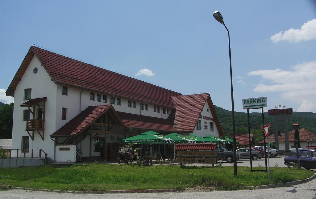 Motel Casa Olteneasca Râmnicu Vâlcea Buitenkant foto